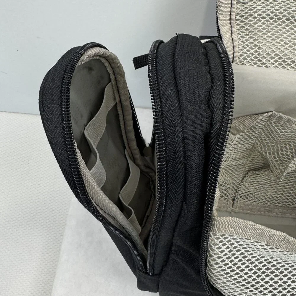 Heys Black Hanging Toiletry Bag Travel Organizer Multiple Compartments Diddy Bag